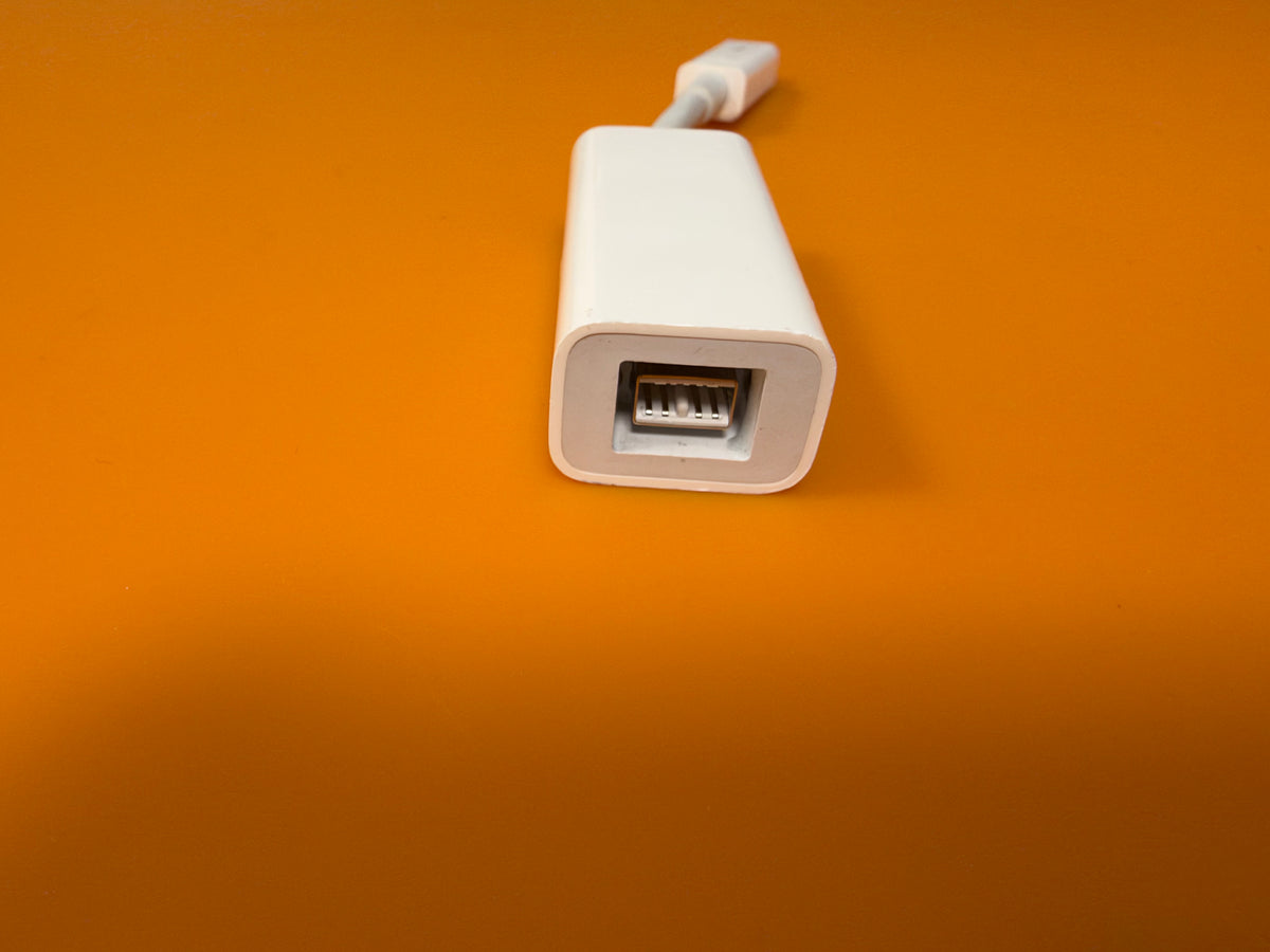 Begagnad Apple Thunderbolt till Firewire-adapter